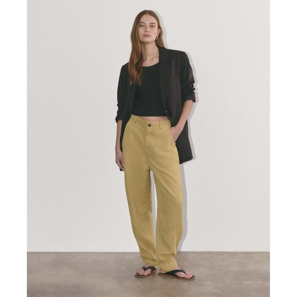 Everlane Women's Chino in Buttersoft in Classic Khaki, Size 6
